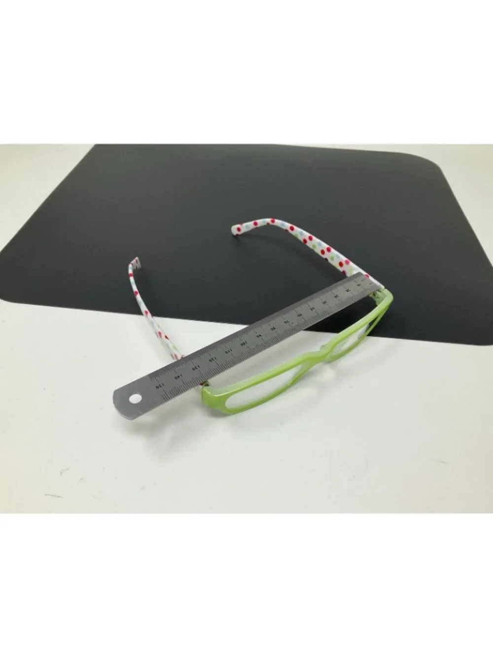 Peepers 491 Rectangle Green Reading Glasses Power +1.75